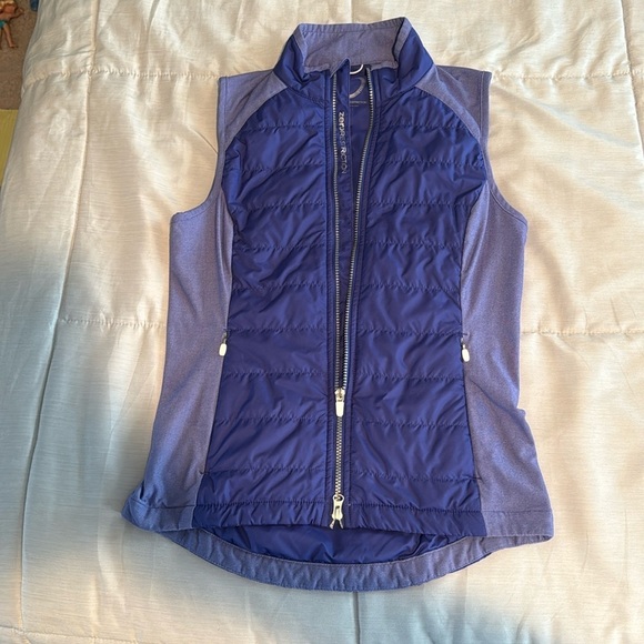 Women’s Zero Restriction TESS vest in purple. Like new! - Picture 1 of 4